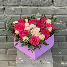 Цветочная композиция из Розы в коробке в Нижний Ингаш