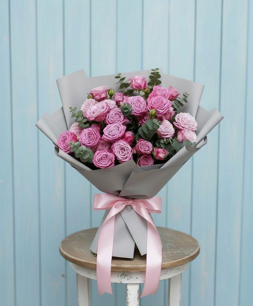 Букет цветов из: Розы в Нижний Ингаш