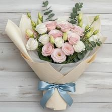 Букет цветов из:  Лизиантусы в Нижний Ингаш