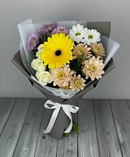 Букет цветов из:  Розы, Герберы и Хризантемы в Нижний Ингаш