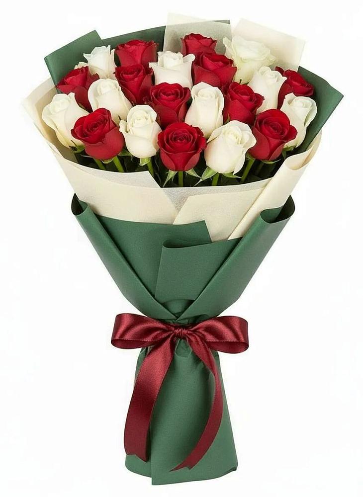 Букет Микс из красных и белых роз в Нижний Ингаш