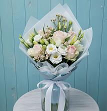 Букет цветов из:  Розы и Лизиантусы в Нижний Ингаш