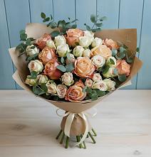 Букет цветов из:  Альстромерии и Розы в Нижний Ингаш